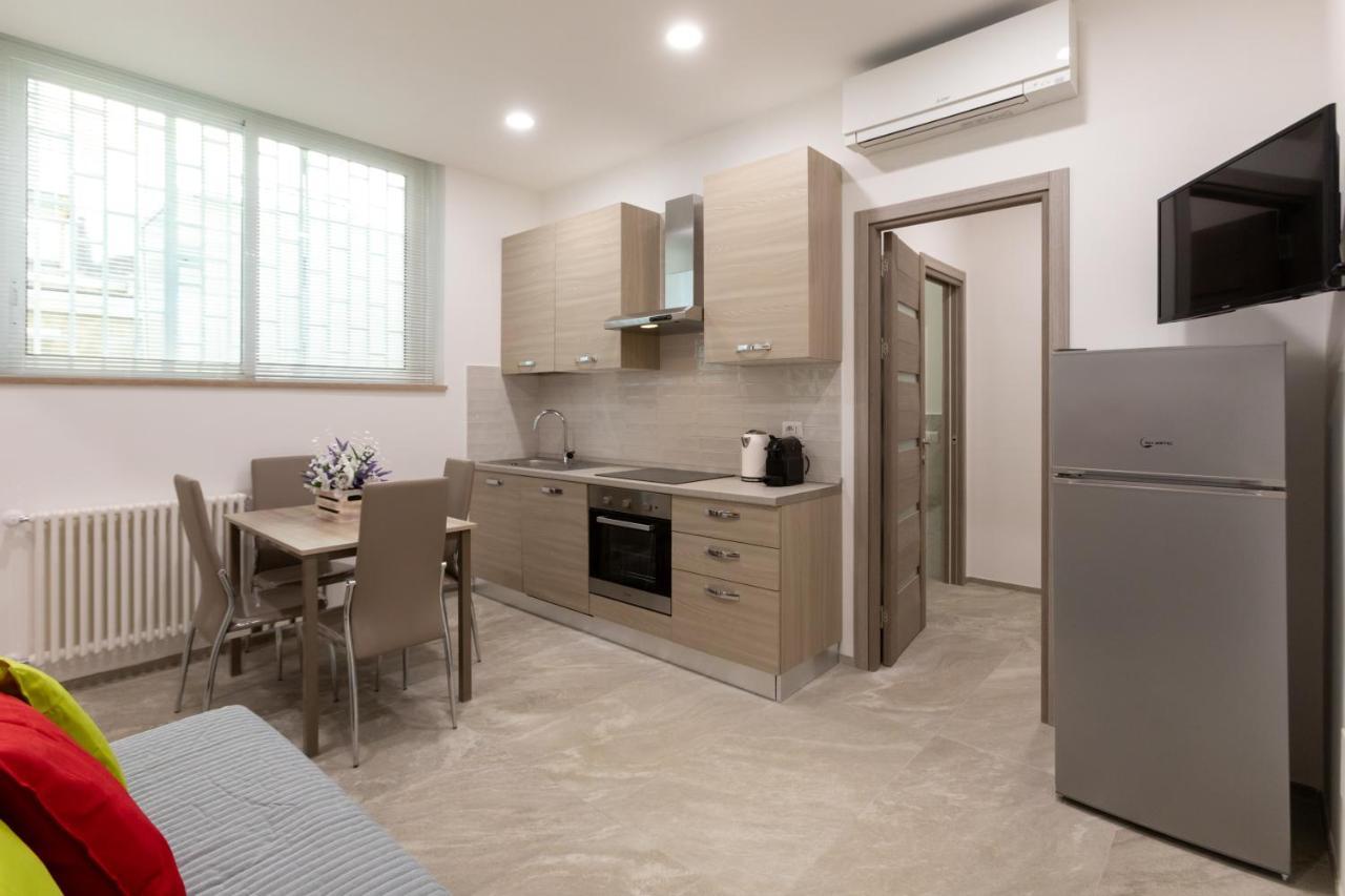 Le Case Di Anna - Holiday Home Roma Esterno foto