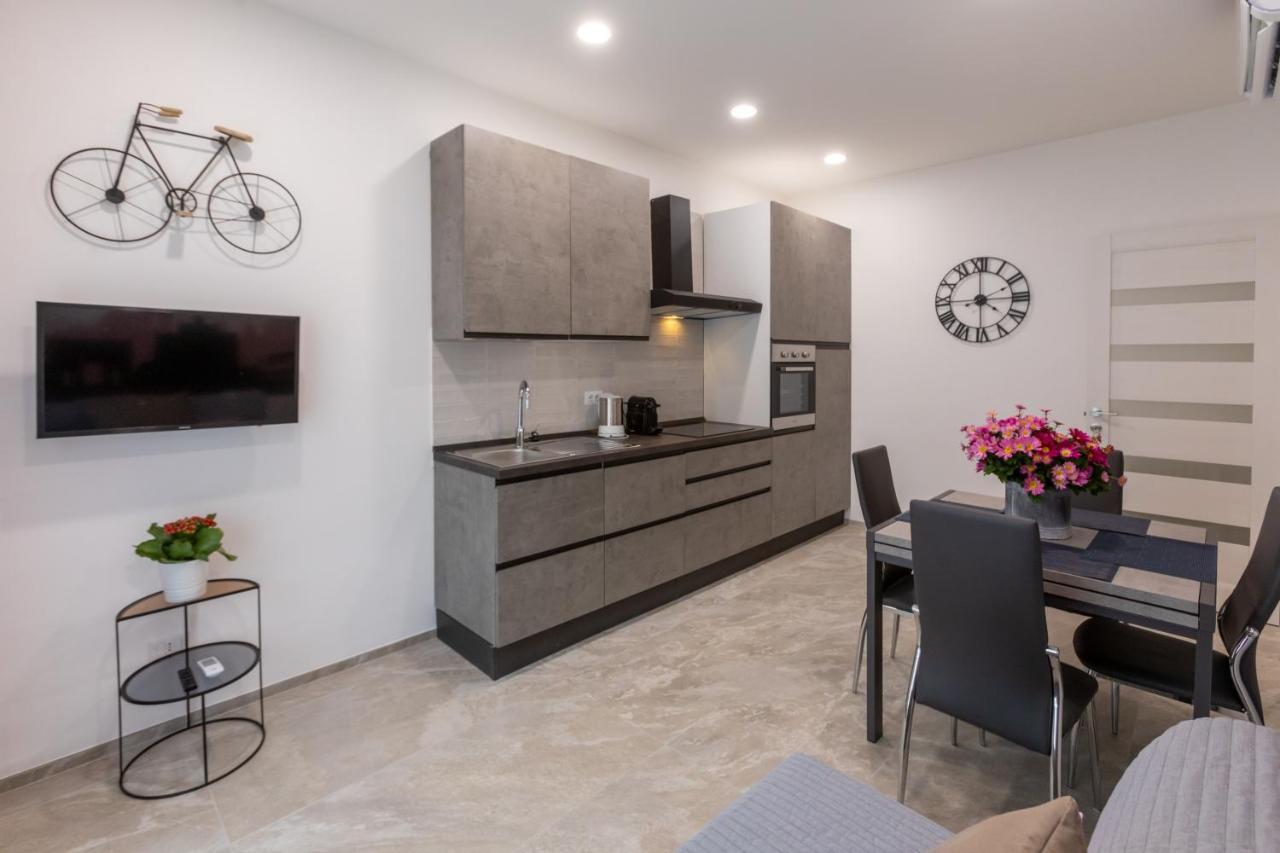 Le Case Di Anna - Holiday Home Roma Esterno foto